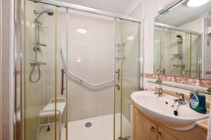 SHOWER ROOM- click for photo gallery